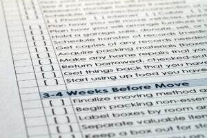 会社員が知っておくべきポイントと投資の始め方は？