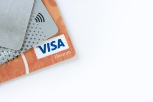 楽天カードのポイントを使った投資方法とは？