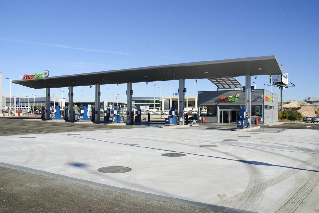 ガソリン高騰時にお得に還元を受ける方法は？